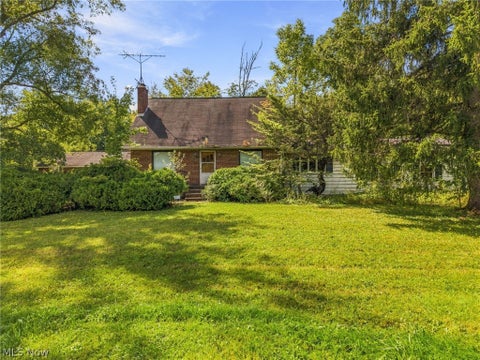 Homes For Sale - 3849 Parkman<br/> Southington, OH 44470