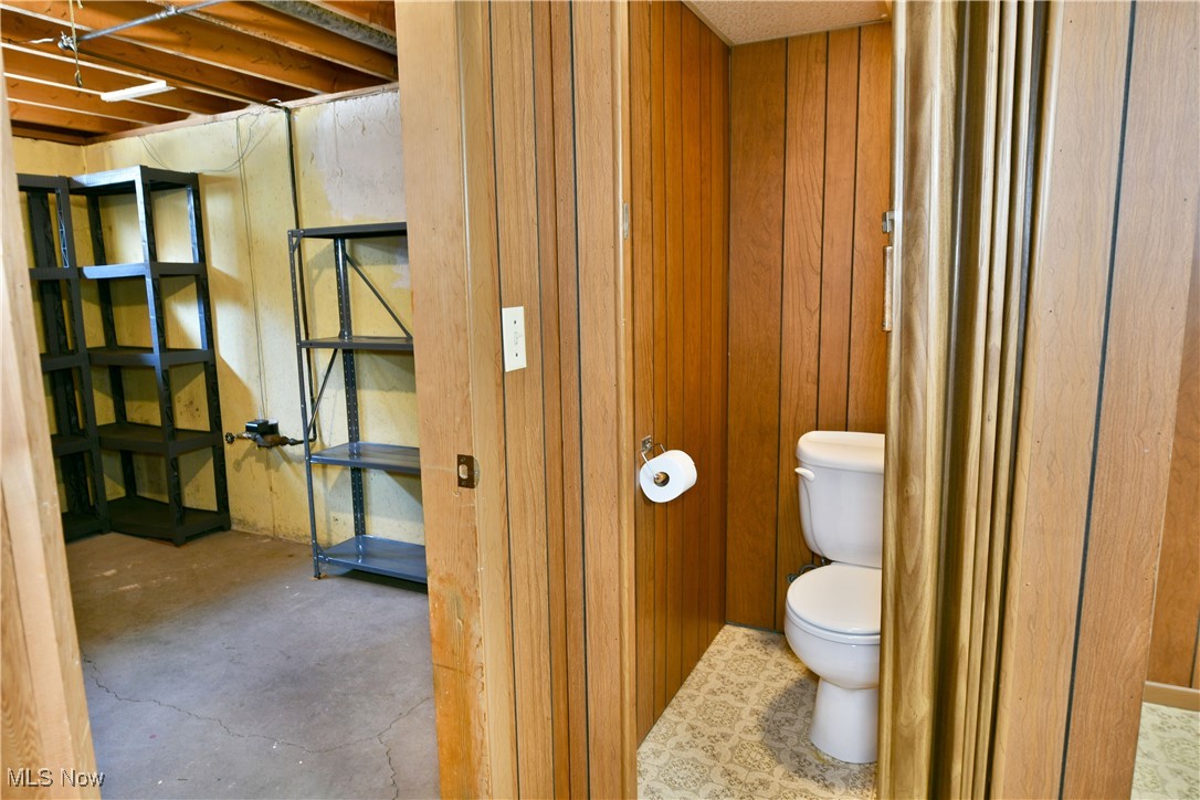 3187 Aris Street, Warren, Ohio image 31