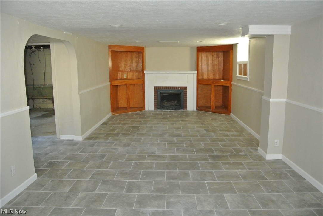 Good - Residential Lease