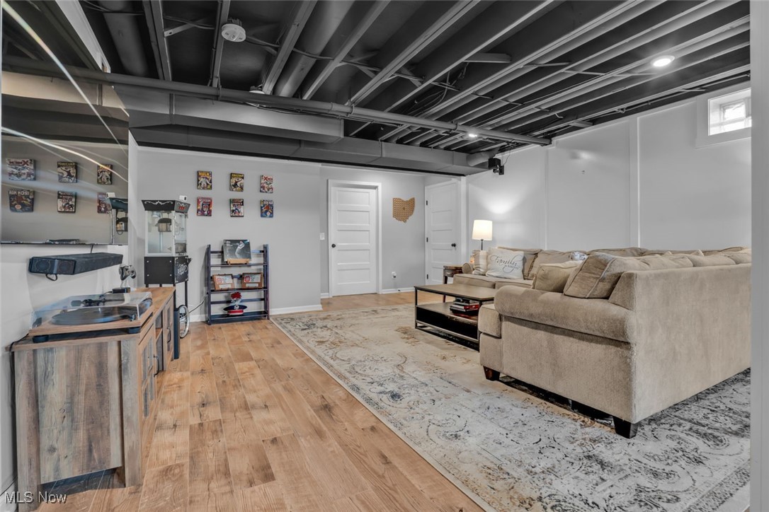 5600 Shadow Ridge Circle, North Canton, Ohio image 18