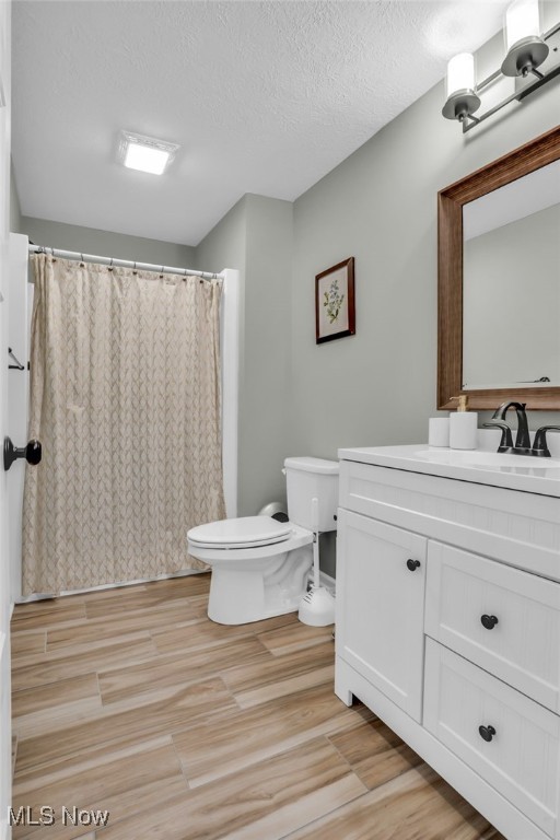 5600 Shadow Ridge Circle, North Canton, Ohio image 19