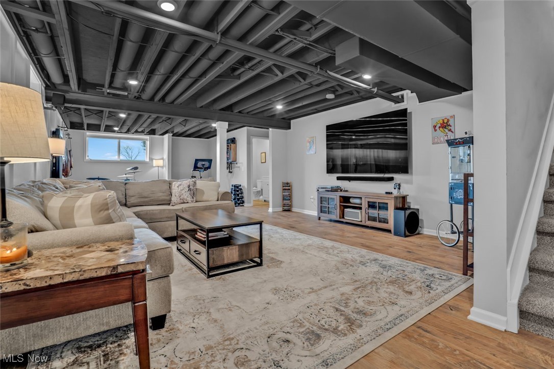 5600 Shadow Ridge Circle, North Canton, Ohio image 16
