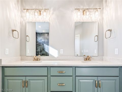 Tiny photo for 4332 Evergreen Court, North Canton, OH 44720 (MLS # 5190333)