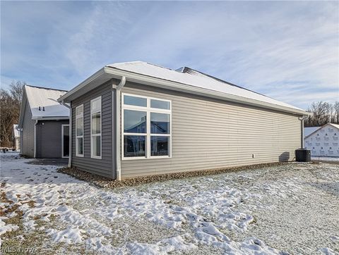 Tiny photo for 4332 Evergreen Court, North Canton, OH 44720 (MLS # 5190333)