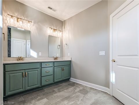 Tiny photo for 4332 Evergreen Court, North Canton, OH 44720 (MLS # 5190333)