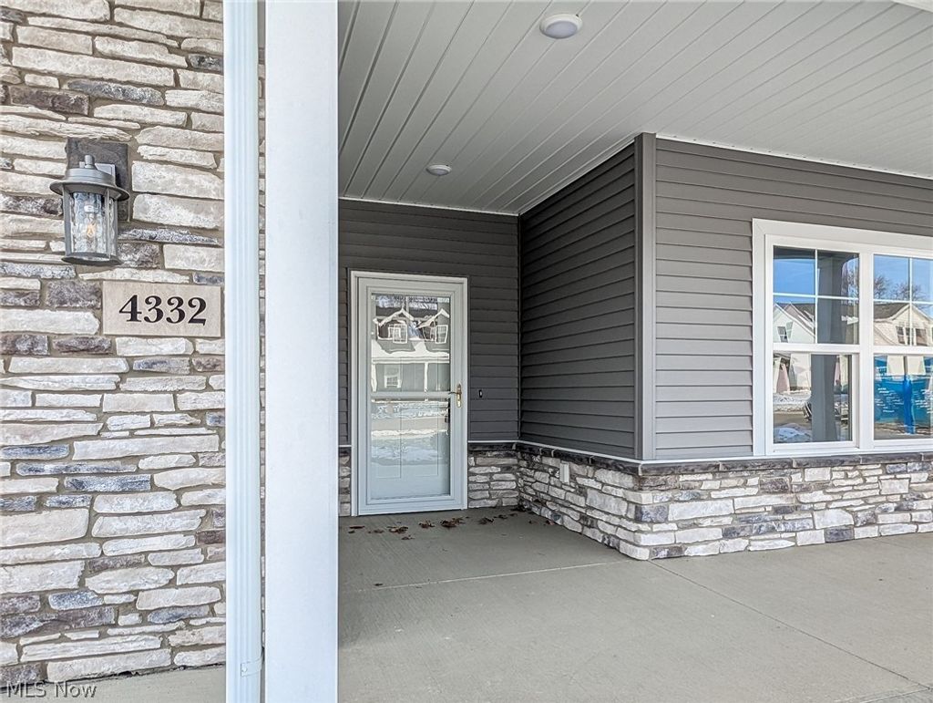 Photo of 4332 Evergreen Court, North Canton, OH 44720 (MLS # 5190333)