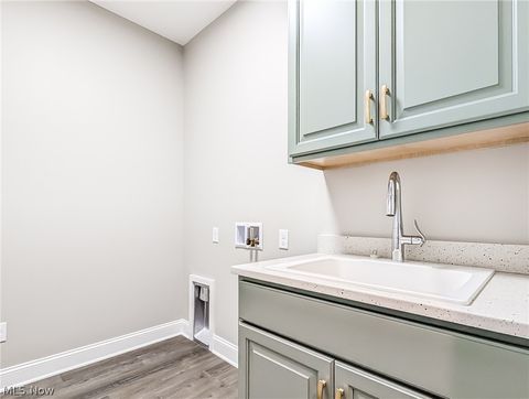 Tiny photo for 4332 Evergreen Court, North Canton, OH 44720 (MLS # 5190333)