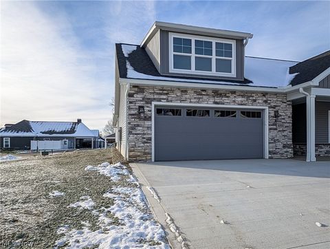 Tiny photo for 4332 Evergreen Court, North Canton, OH 44720 (MLS # 5190333)