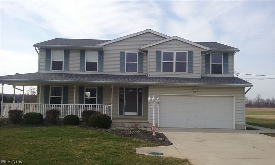 Immaculate , move - in condition. Awesome home for family, fantastic location.  Average electric bill $293.00