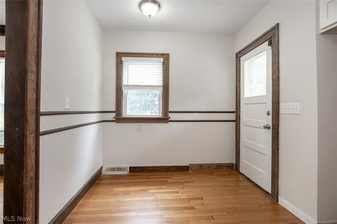 Tiny photo for 912 Cambridge Road #B, Cleveland Heights, OH 44121 (MLS # 5227158)