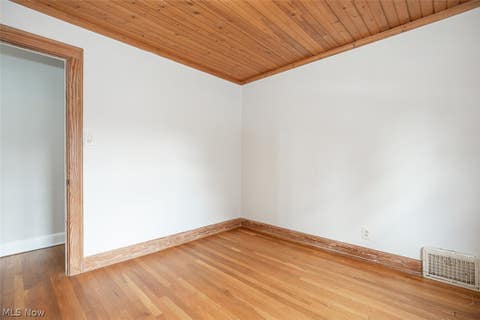 Tiny photo for 912 Cambridge Road #B, Cleveland Heights, OH 44121 (MLS # 5227158)