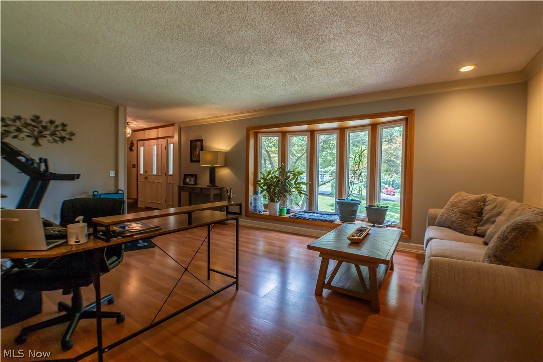 Mari Hill - Residential