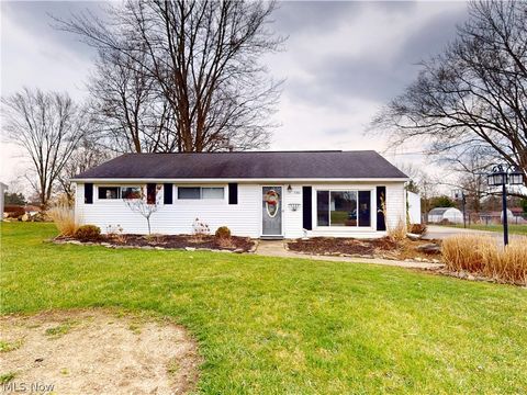 Homes For Sale - 9380 Briar Drive<br/> Streetsboro, OH 44241