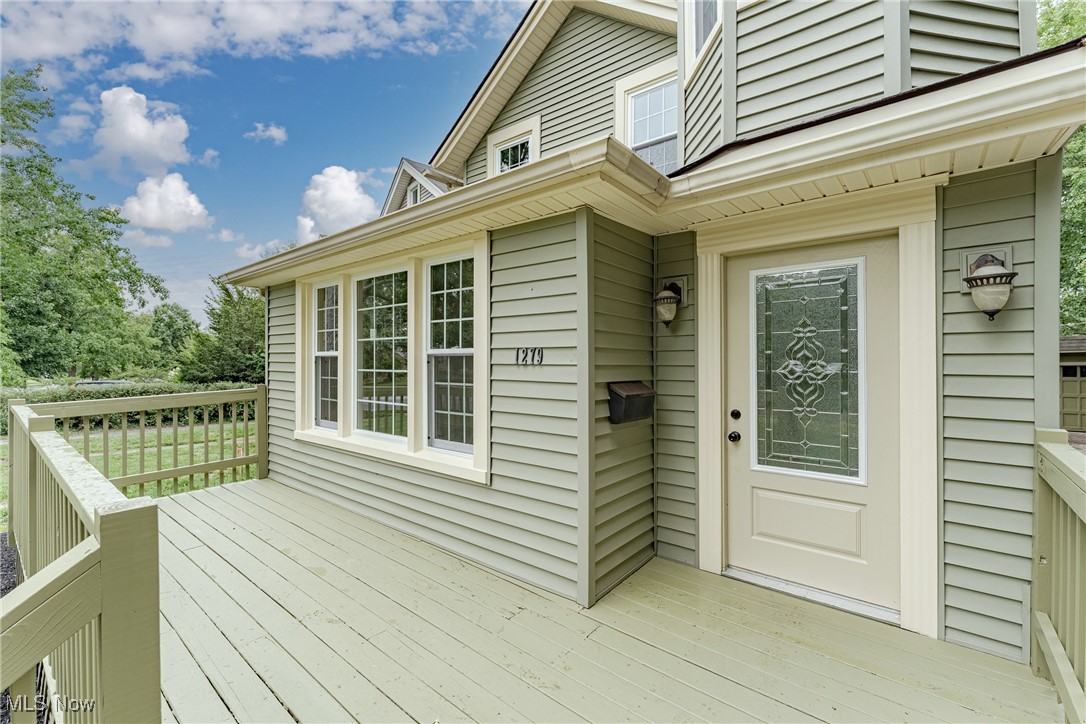 1279 Arlington Road