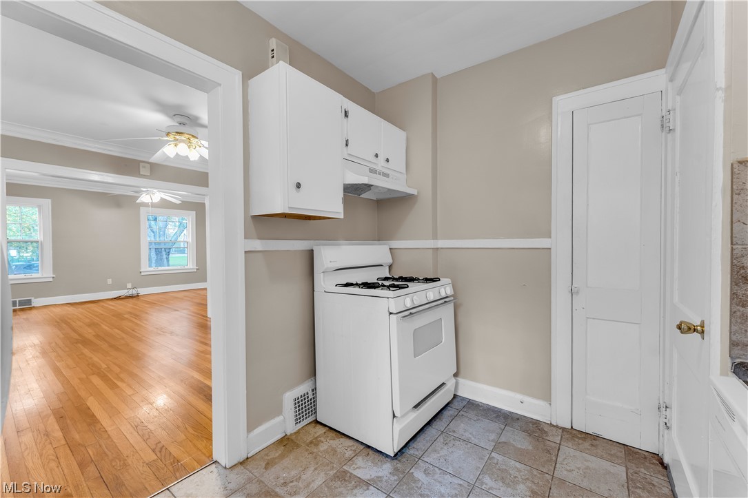 Vansweringen - Residential Lease