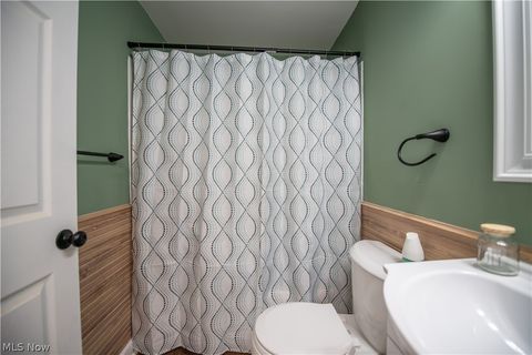 Tiny photo for 324 Charlotte Avenue SE, Canton, OH 44707 (MLS # 5202111)