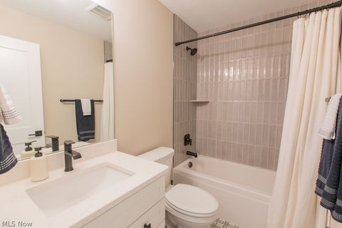 Tiny photo for 2770 Weeping Pine Drive, Medina, OH 44256 (MLS # 5202933)