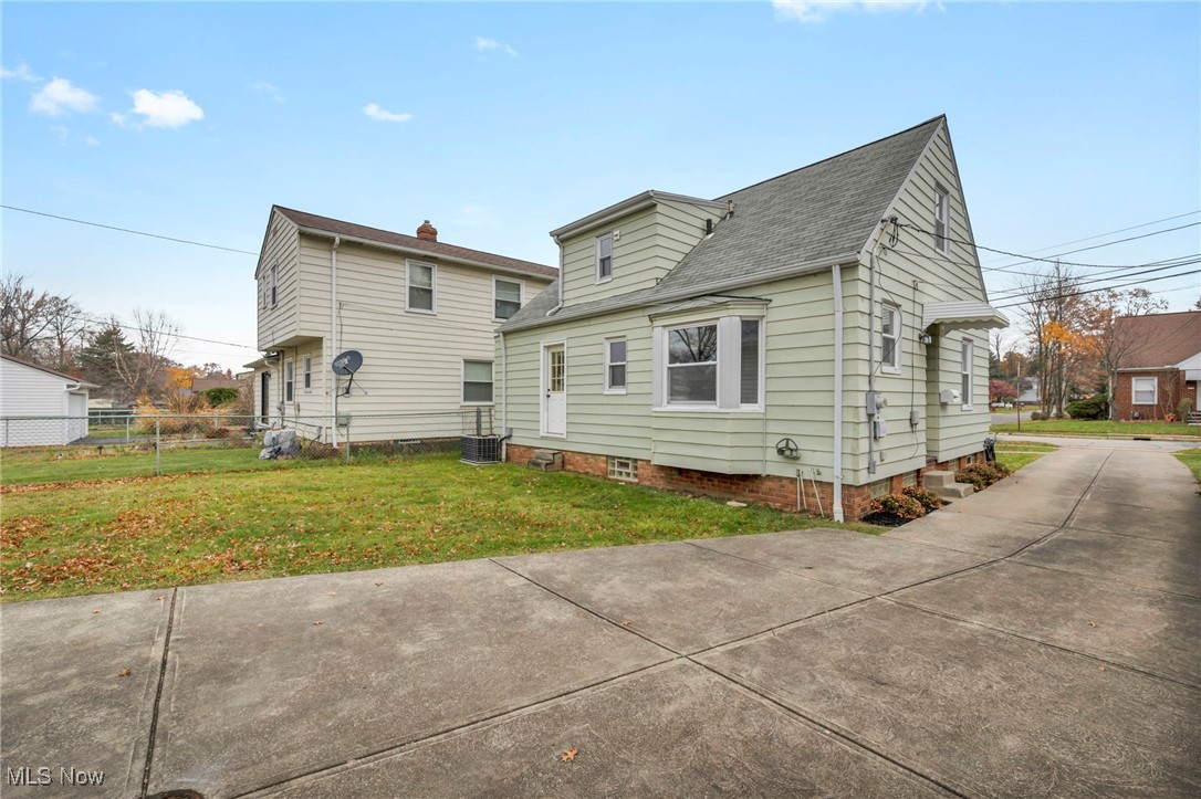 Mayfield Hlnds 02 - Residential