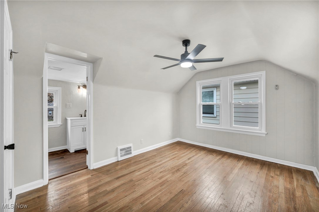 Mayfield Hlnds 02 - Residential