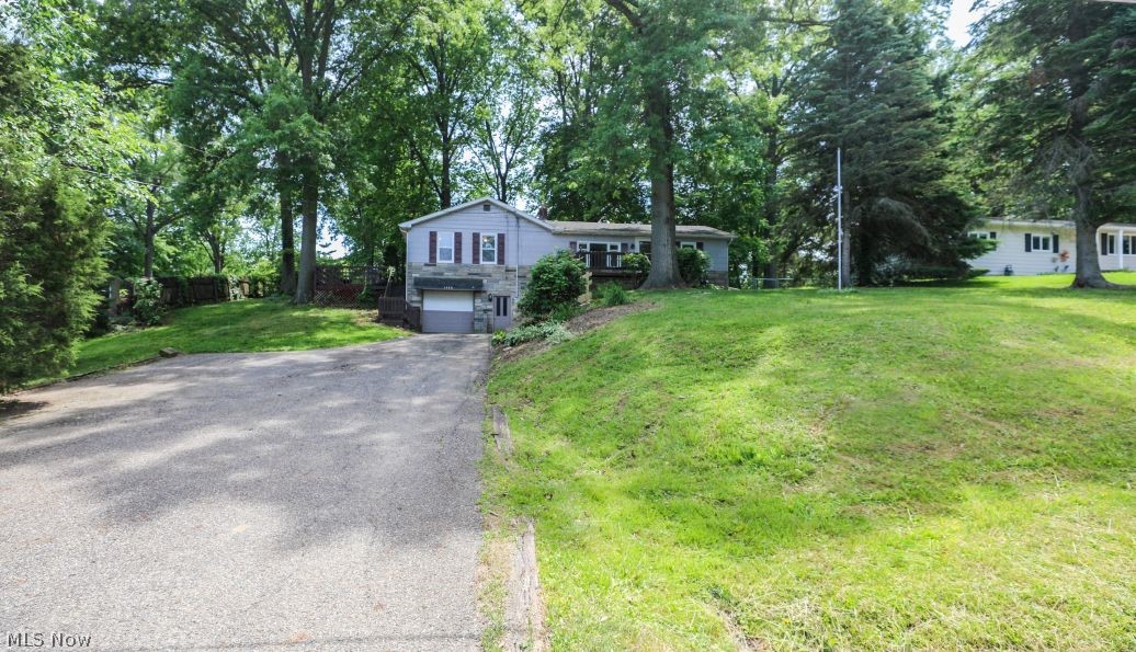 1480 Meadowbrook Boulevard