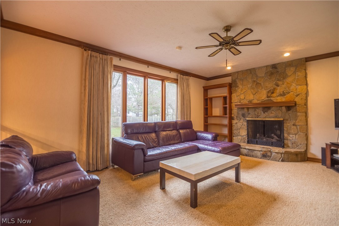 Highland Woods 01 - Residential