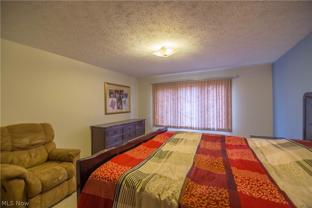 Highland Woods 01 - Residential