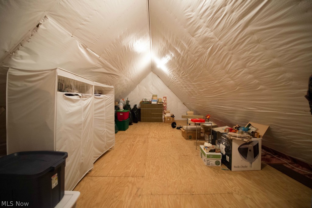 Medina - Residential