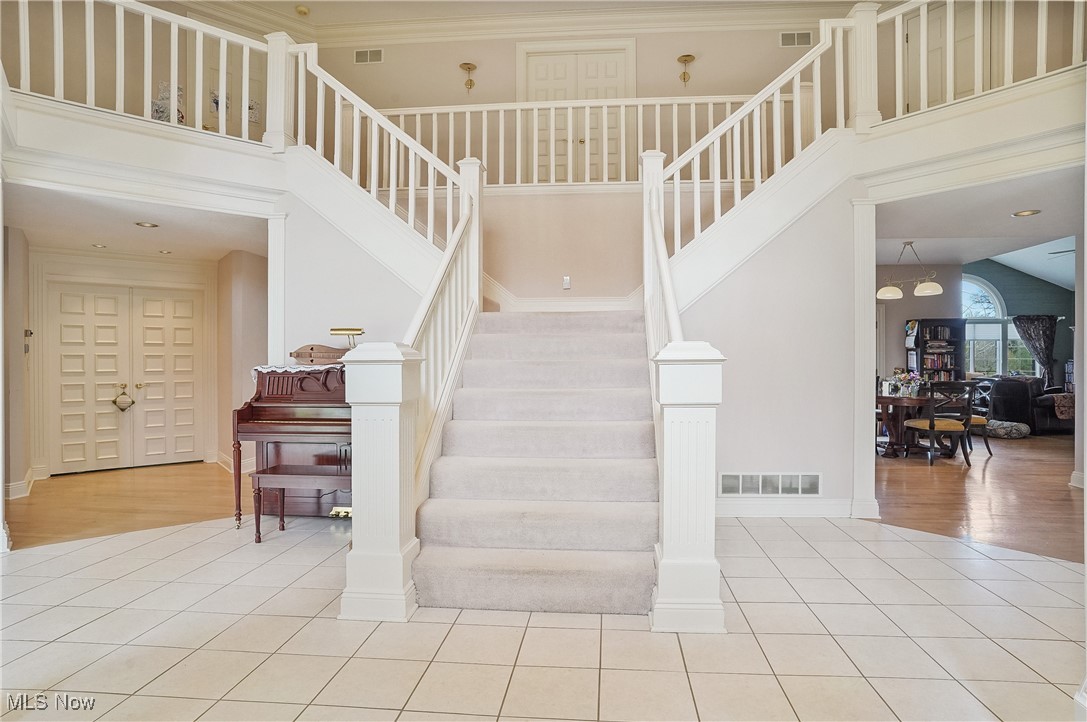 4853 Arbour Green Drive, Akron, Ohio image 17