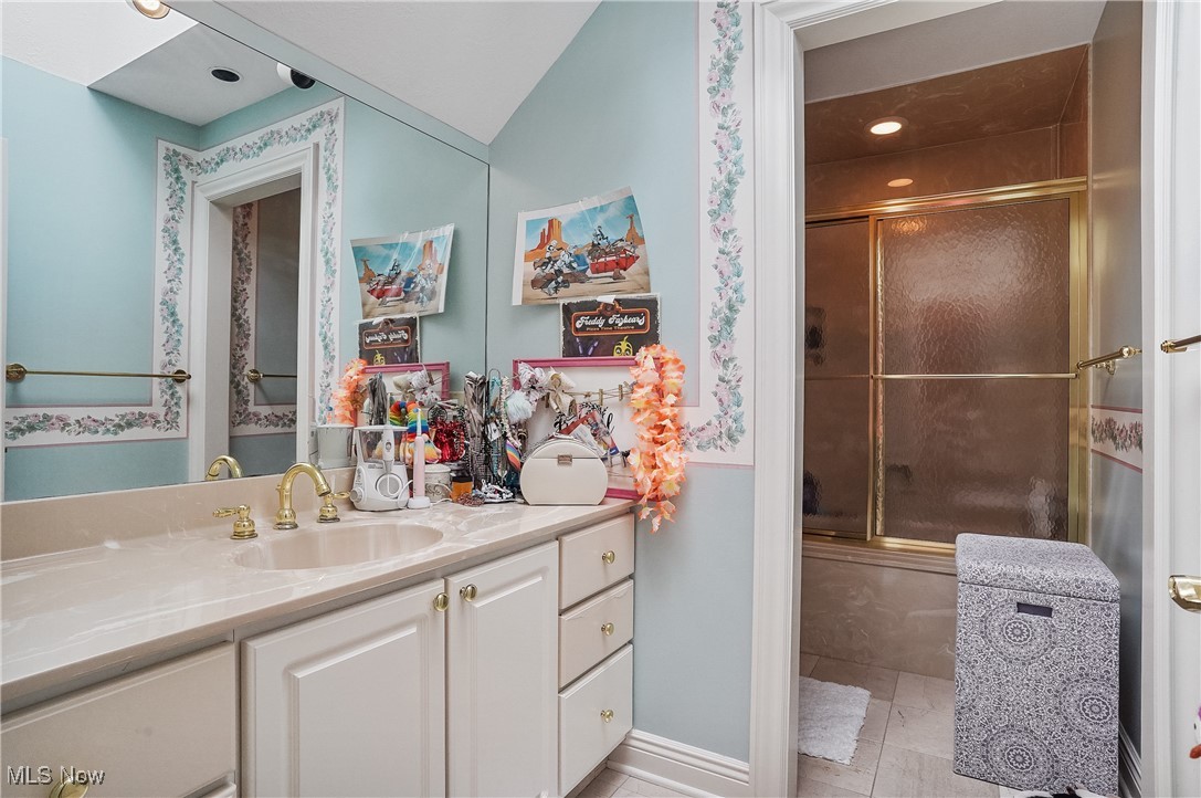 4853 Arbour Green Drive, Akron, Ohio image 24