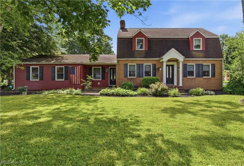 Homes For Sale - 7445 Market Avenue<br/> North Canton, OH 44721