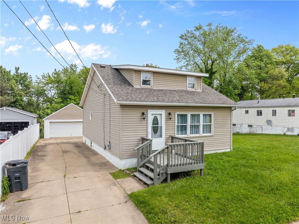 703 Annapolis Avenue, Akron, Ohio image 2