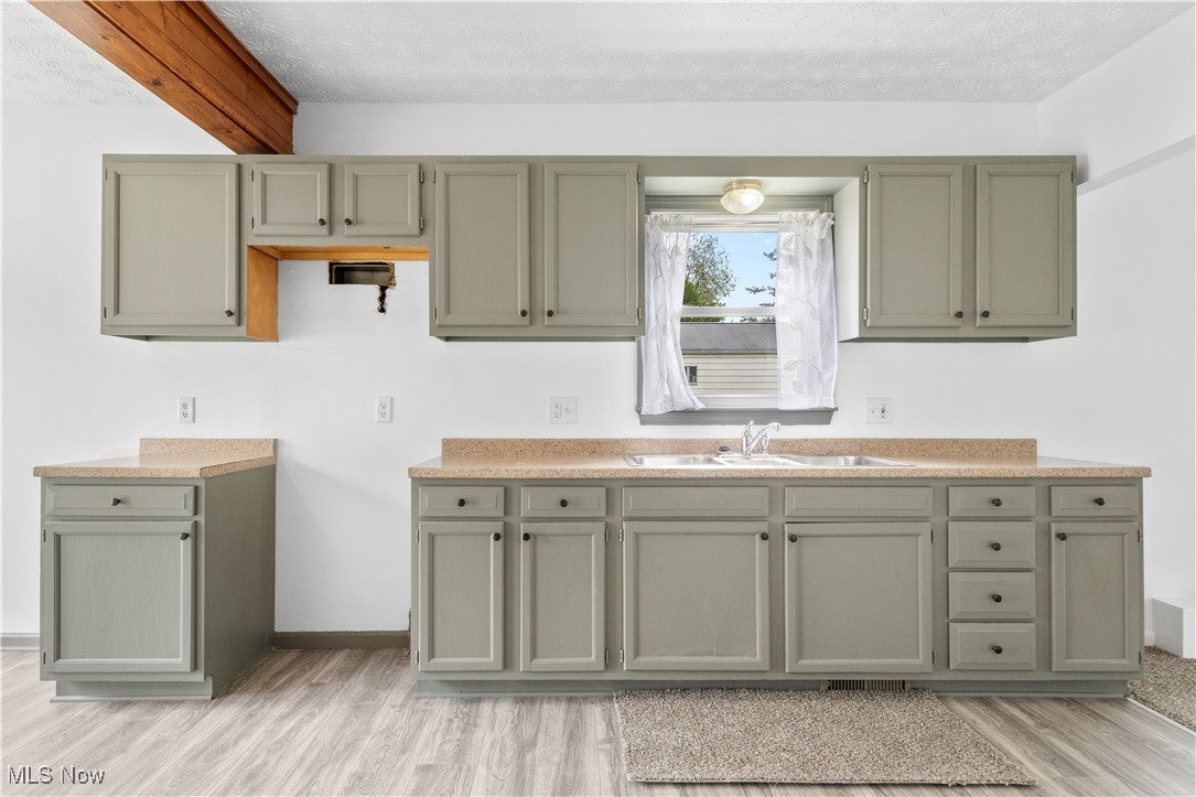 703 Annapolis Avenue, Akron, Ohio image 11
