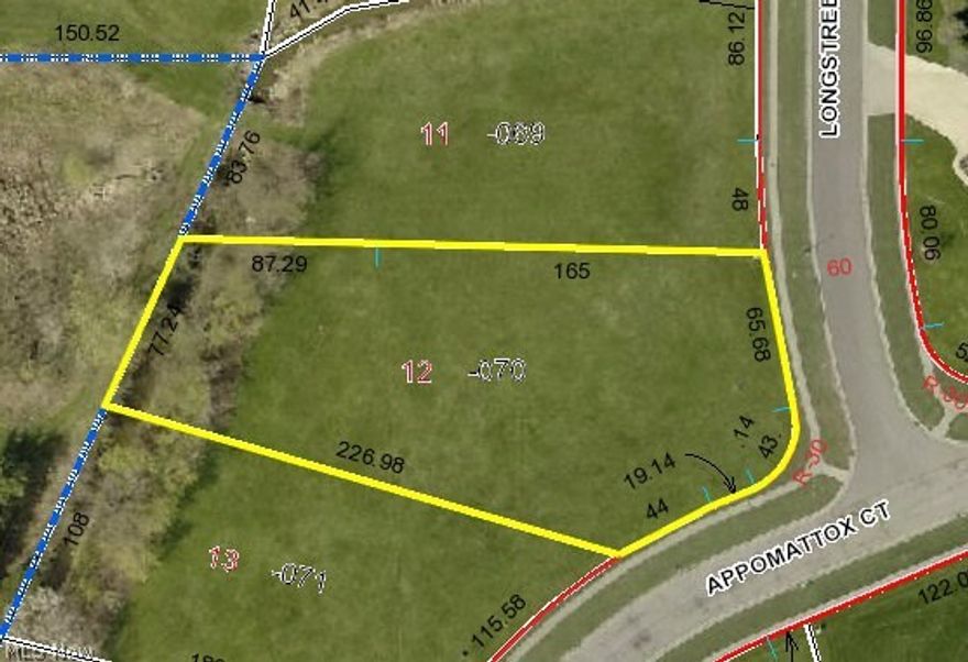 Building lot located in Union Station subdivision. This is an architectural golf course community. Subdivision is all custom homes. Bring your own builder! Walk to golf course & dinner! Deed restrictions. 5 minutes to 10/480.