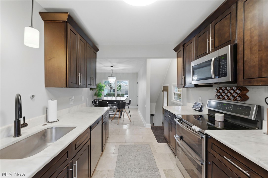 Arrowhead Beach - Residential