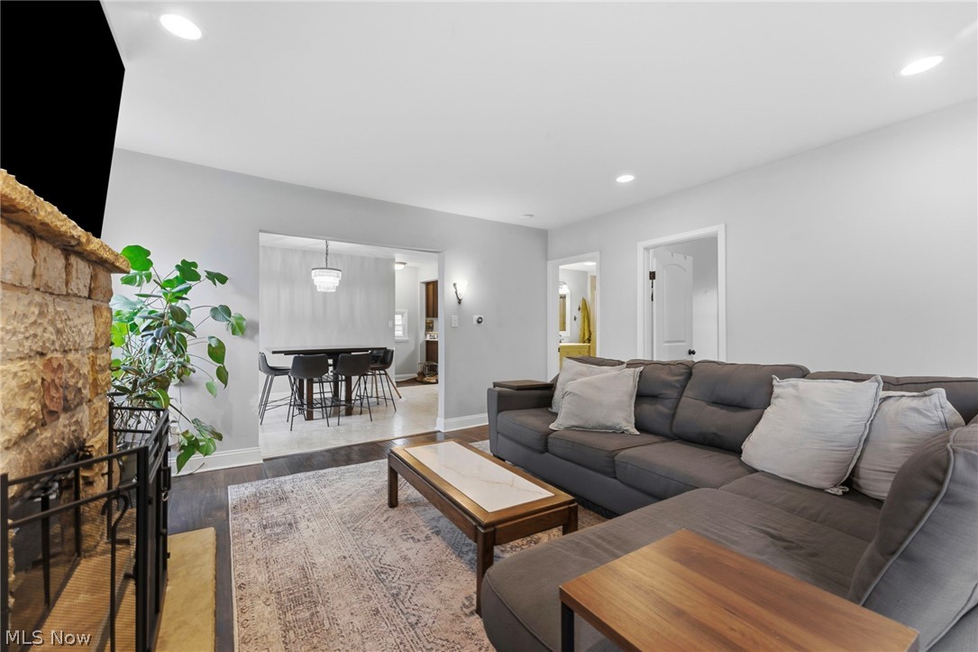 Arrowhead Beach - Residential