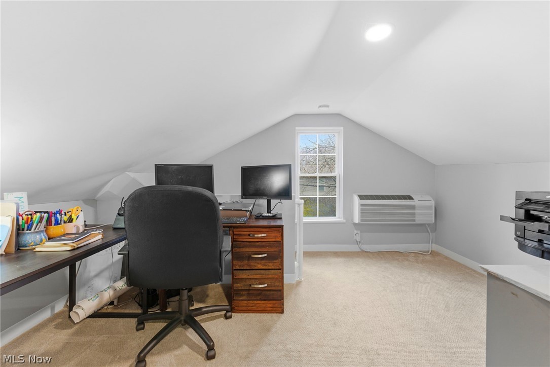 Arrowhead Beach - Residential