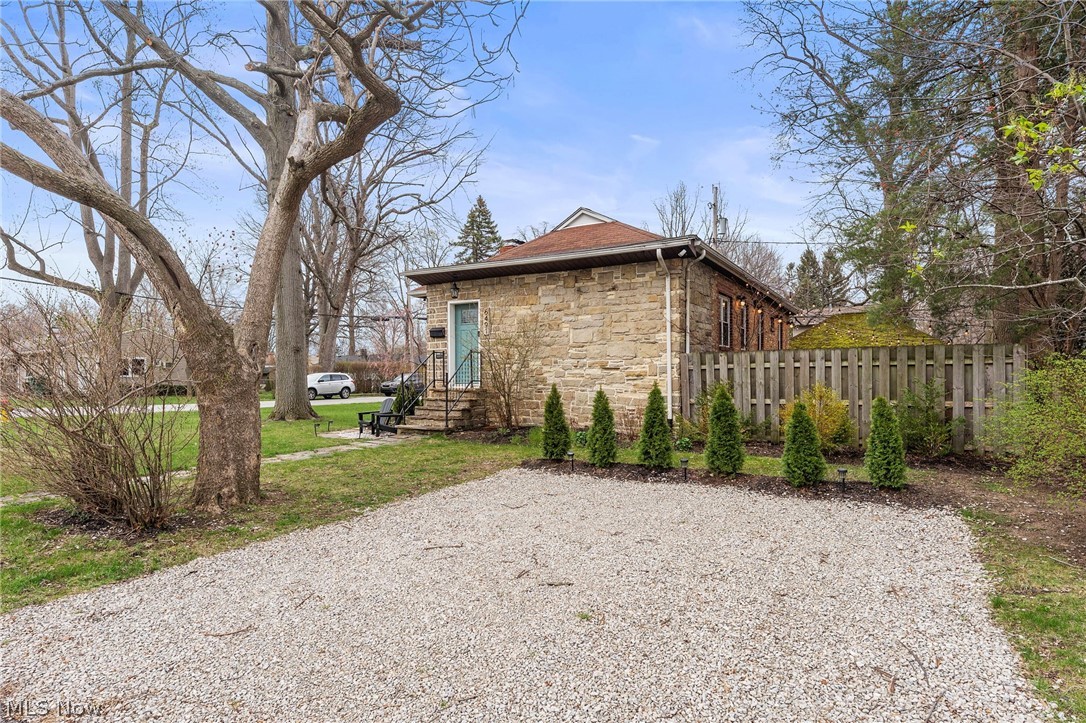 Arrowhead Beach - Residential