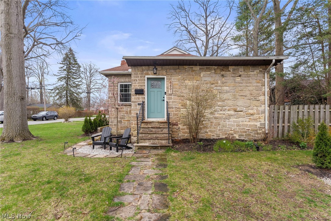 Arrowhead Beach - Residential