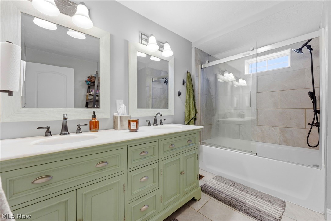 Arrowhead Beach - Residential