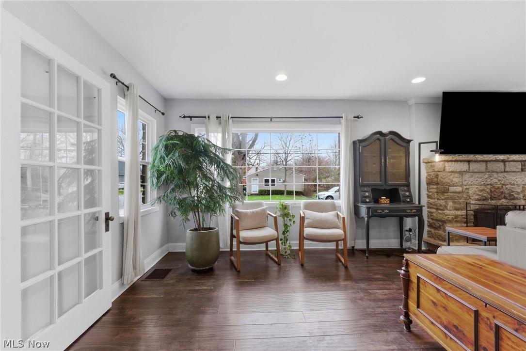 Arrowhead Beach - Residential