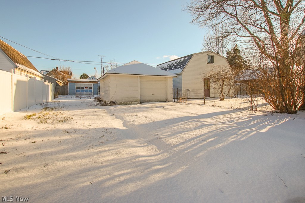 George H Dewitt's Sub - Residential