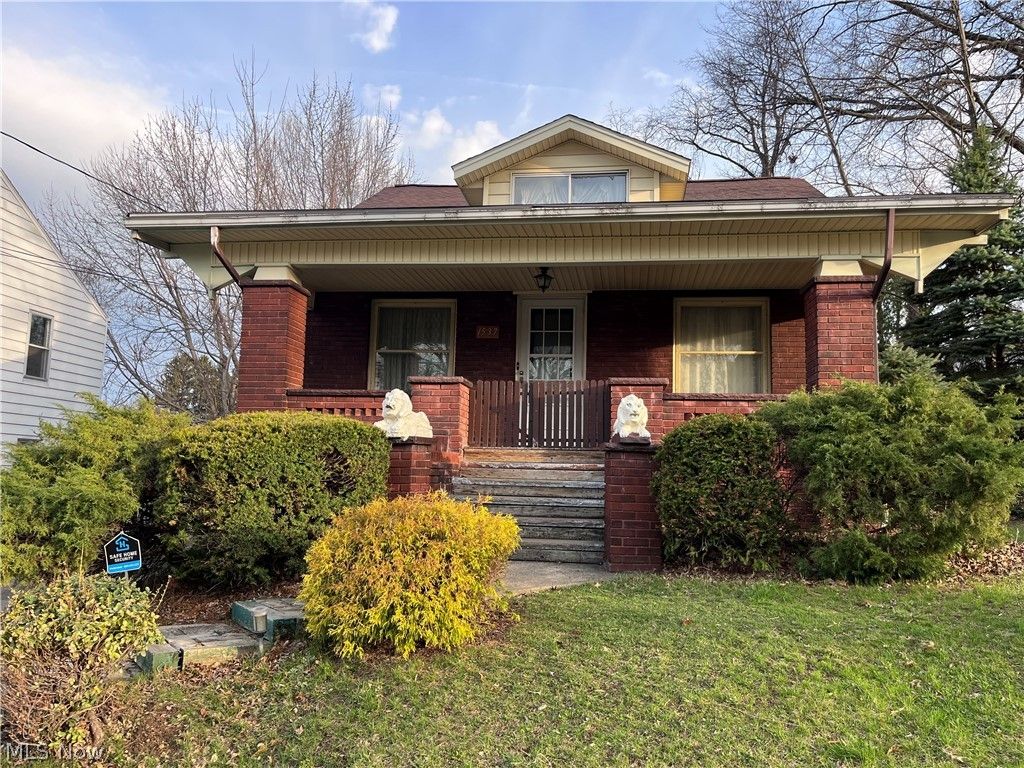 Photo of 1537 20th Street NW, Canton, OH 44709 (MLS # 5195184)