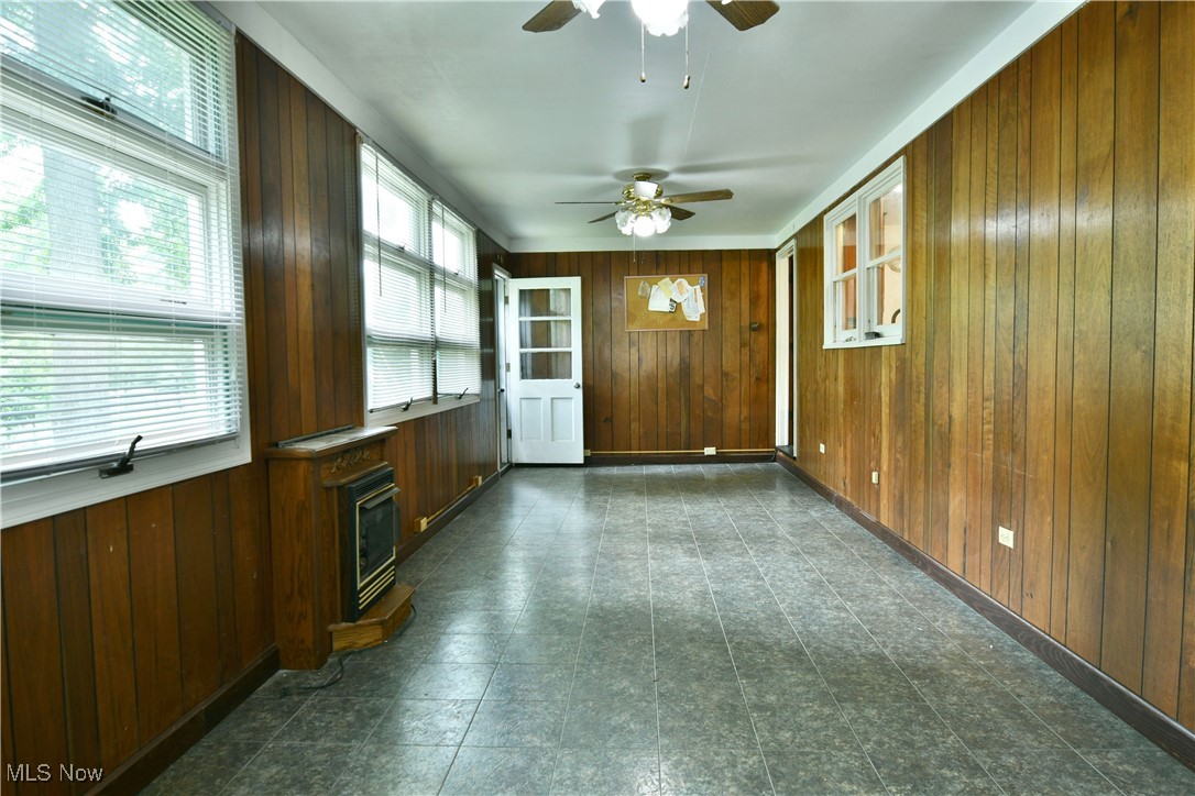 Country Squire Estates - Residential