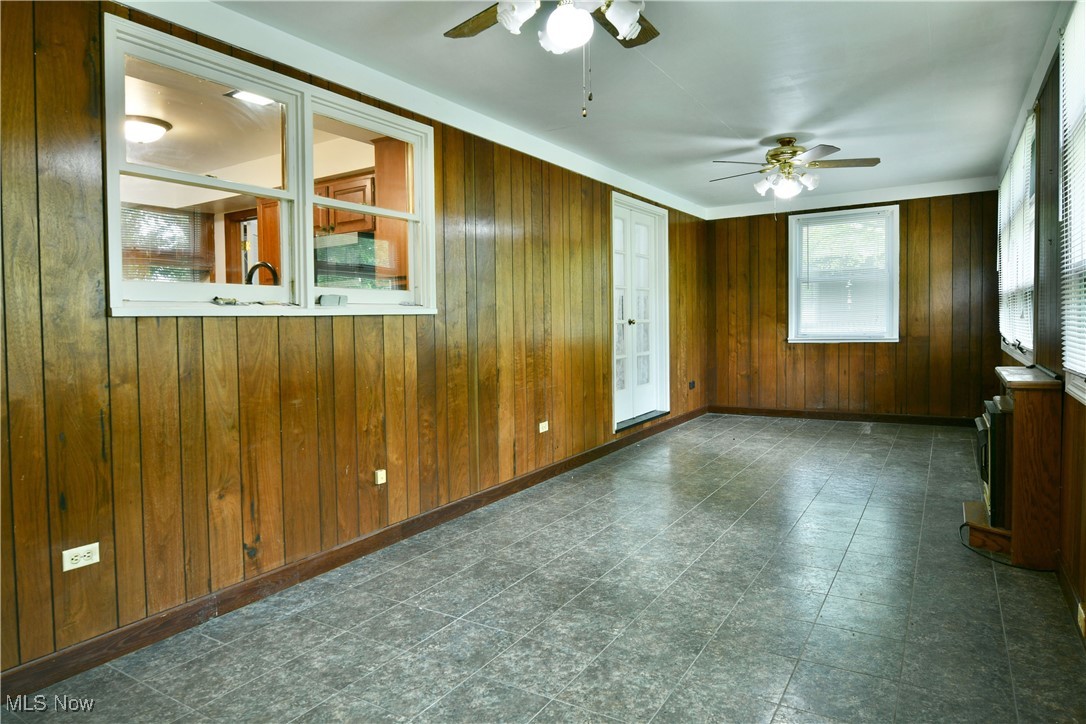 Country Squire Estates - Residential