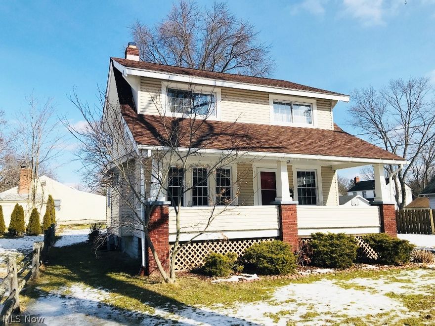 Move-in ready and completely updated. You'll love the breakfast room with built-in corner cabinets, kitchen with newer maple cabinets, new dishwasher, microwave and built-in spice pantry. All appliances including washer & dryer.  Beautiful refinished red oak hardwood floors in DR & LR with gas fireplace and built-in bookcases on the side.  New roof in 2015, HWT 2018.  Newer vinyl windows and siding, new efficiency furnace and C/A in 2012.  Basement with vented glass block windows.
