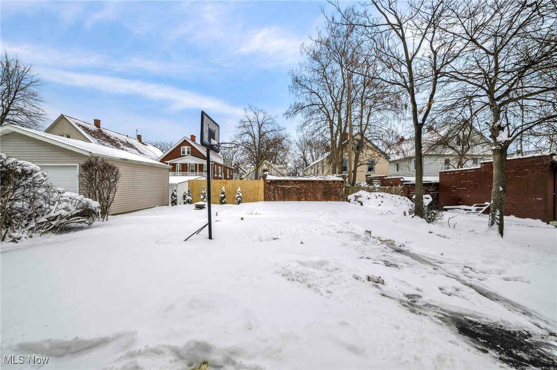 Pleasant Hill - Residential Income