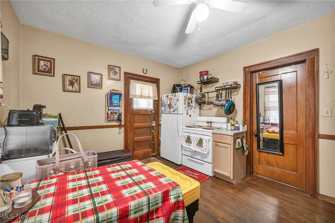 Pleasant Hill - Residential Income