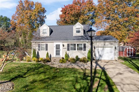 Photo for 2409 Willowbrook Drive NW