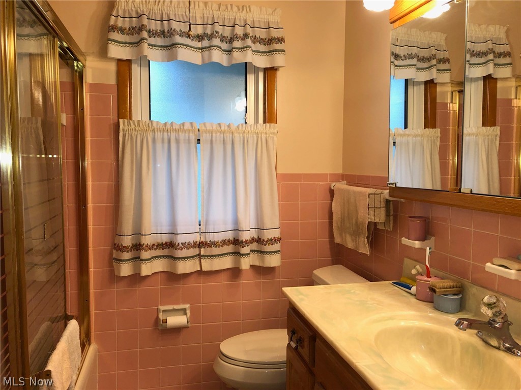Schwartz & Zaremsky 02 - Residential