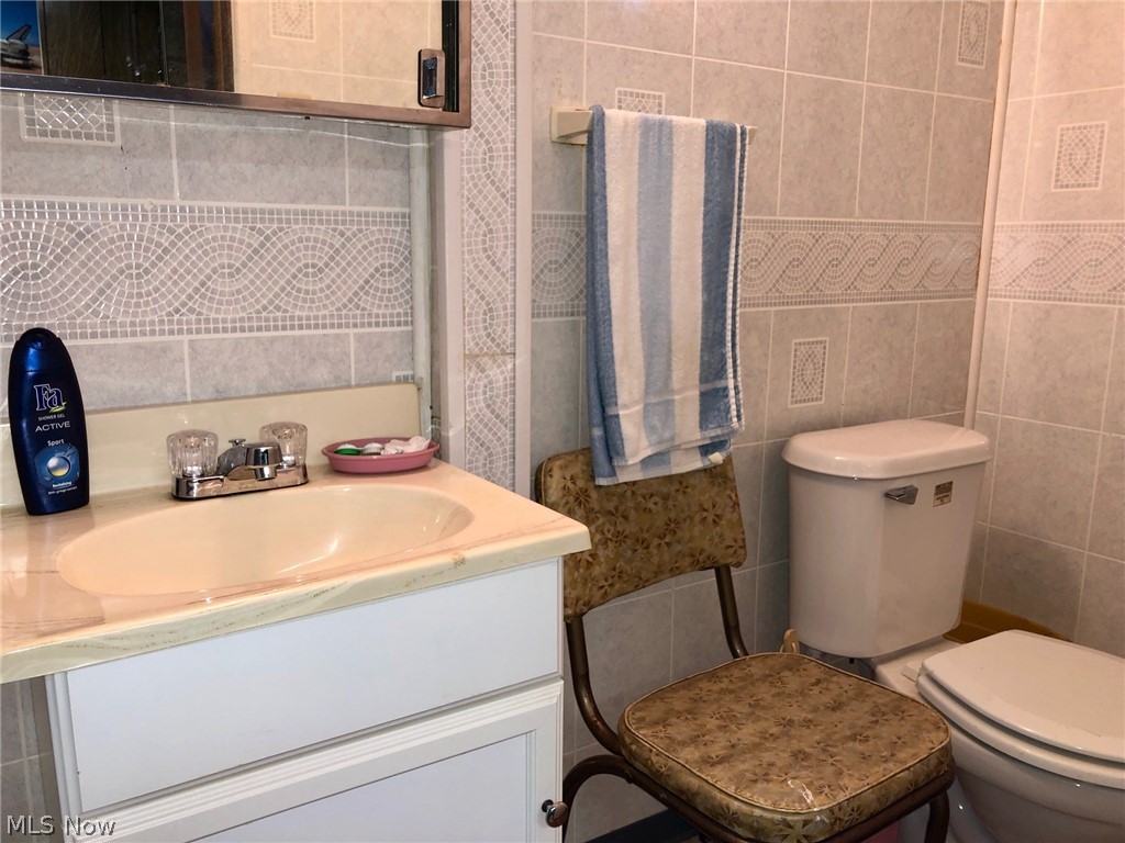 Schwartz & Zaremsky 02 - Residential